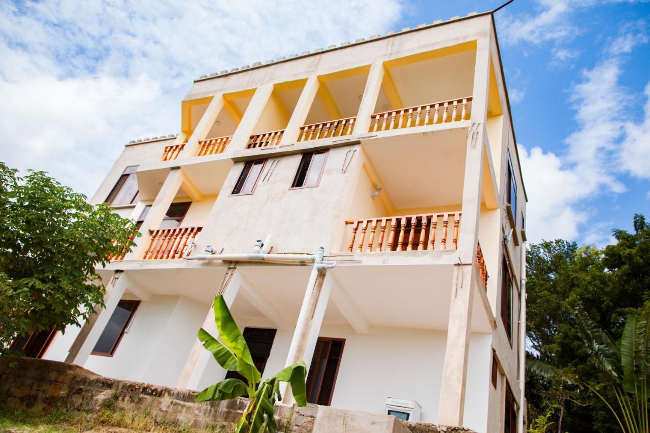 Mikoko Beach & Cottages Bagamoyo Eksteriør billede