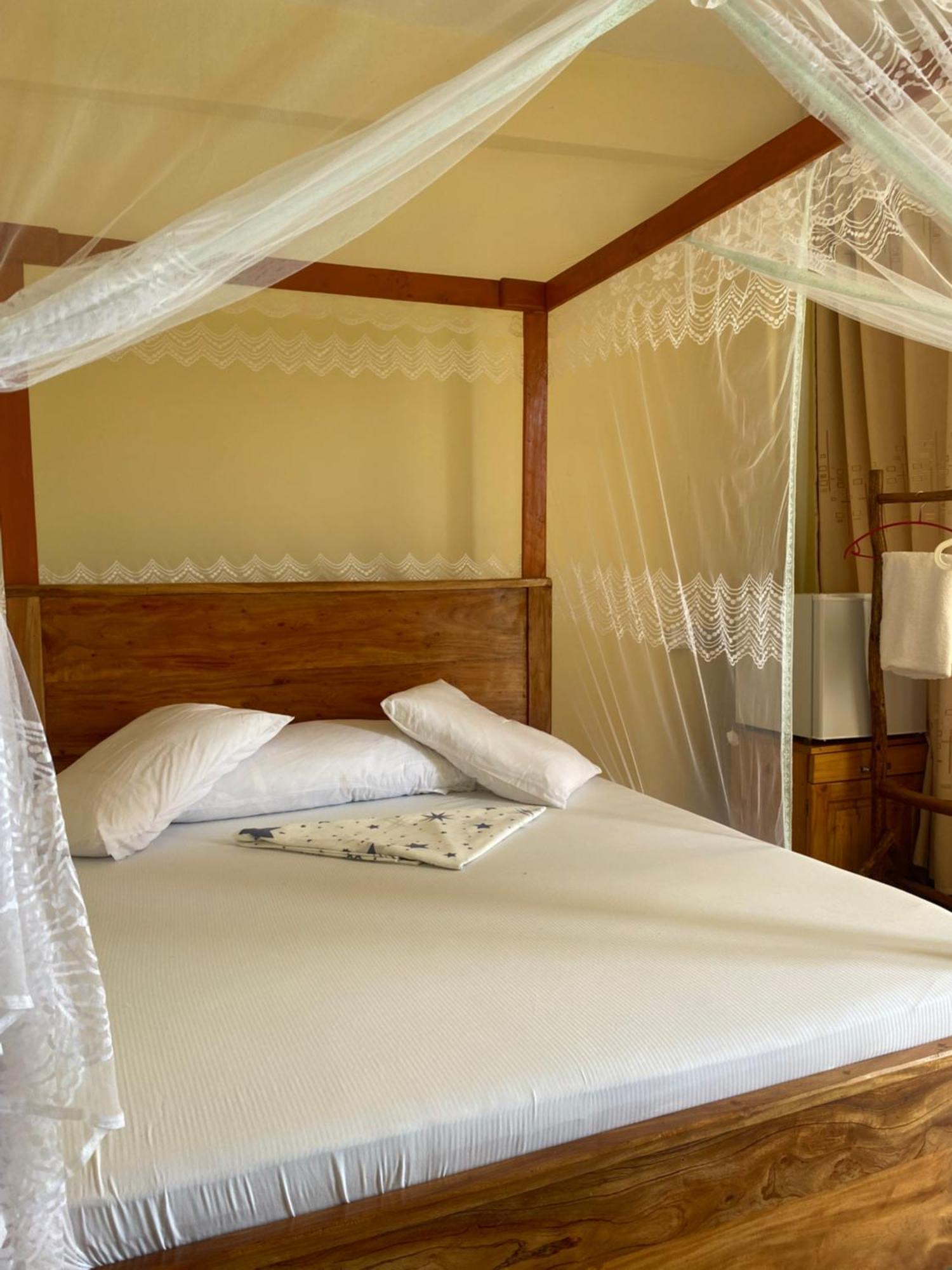Mikoko Beach & Cottages Bagamoyo Eksteriør billede
